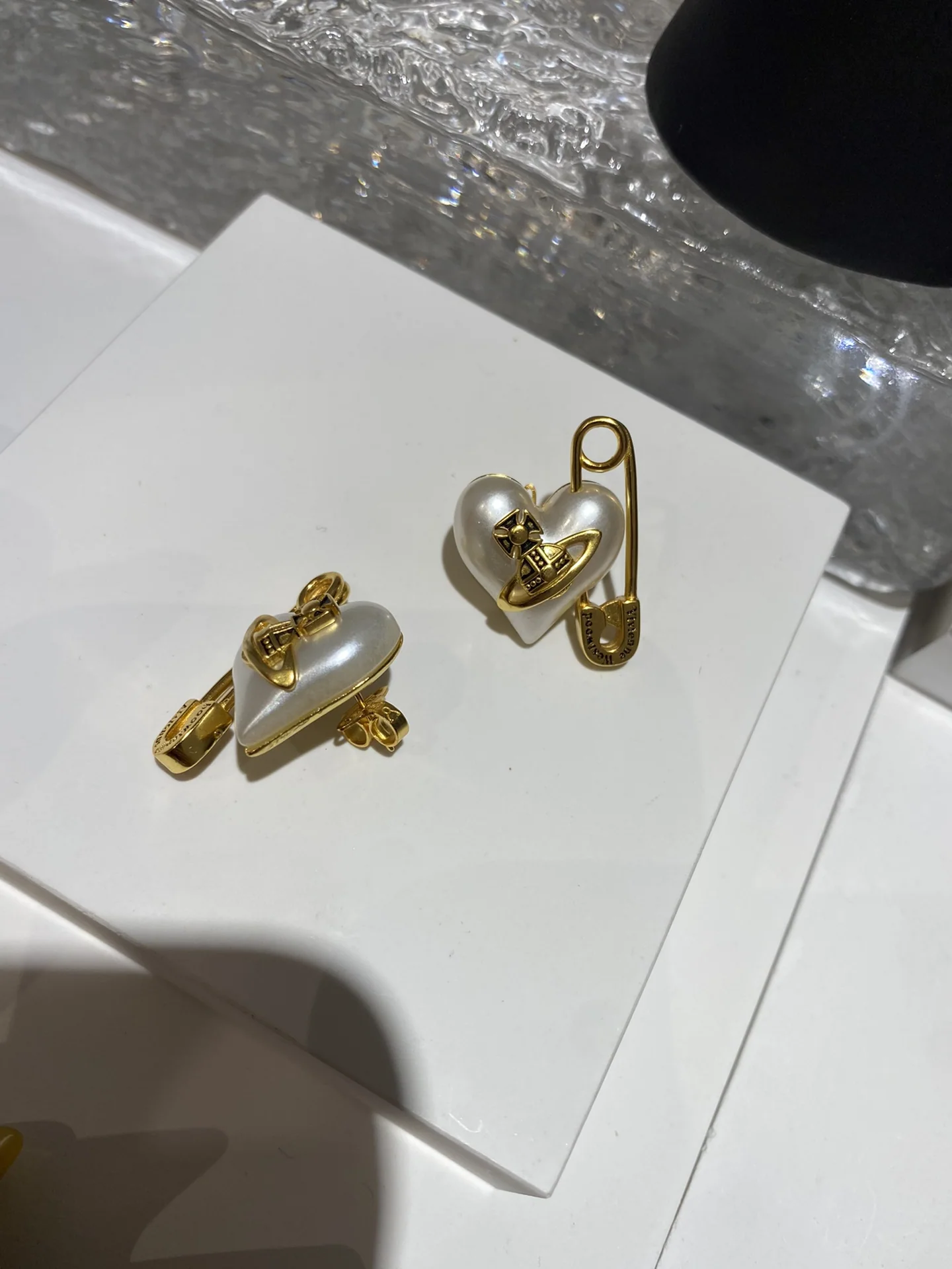비비안웨스트우드 귀걸이 64944 Vivienne Westwood Earrings 상세 이미지 7
