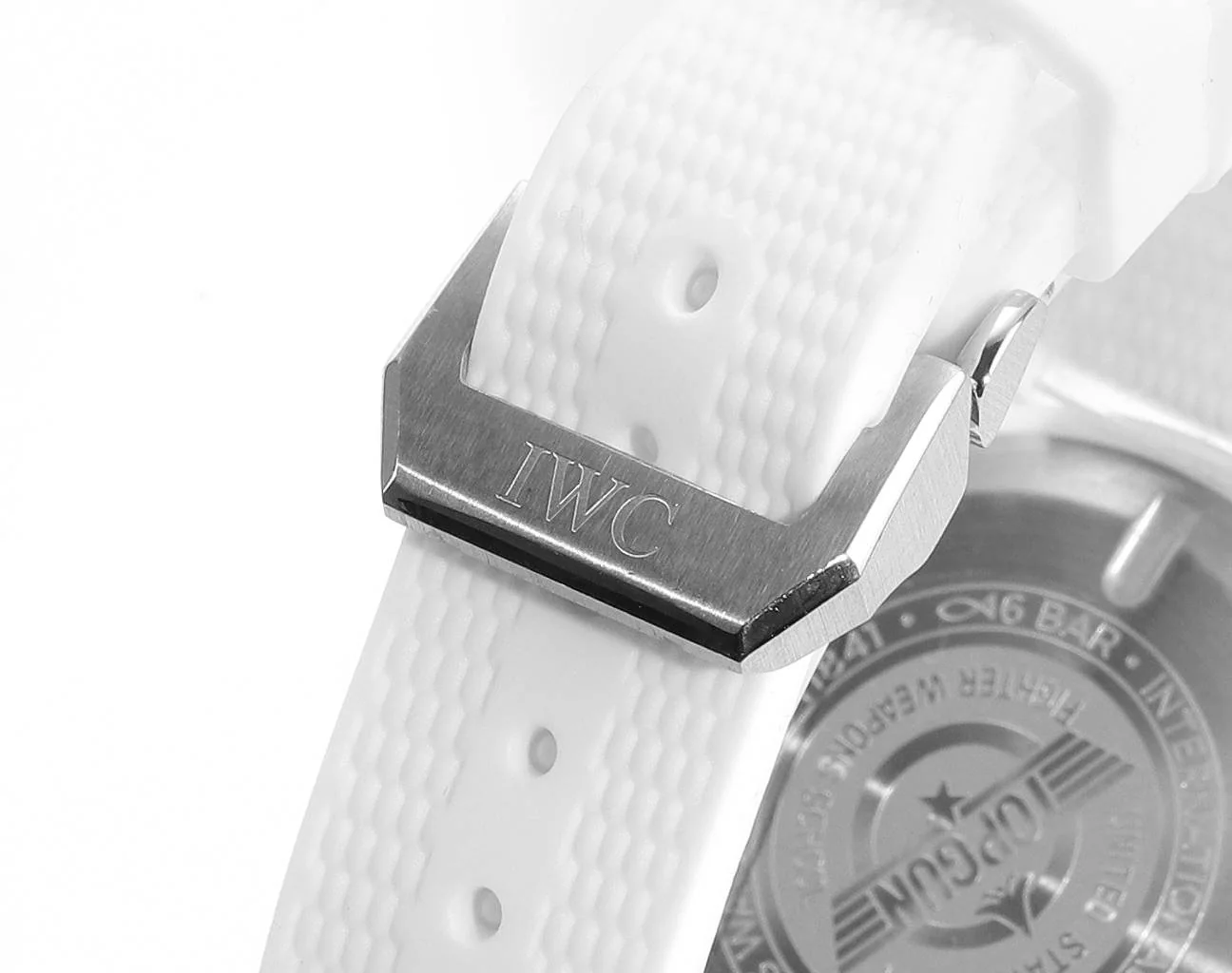 IWC 파일럿 탑건 세라믹 시계 상세 이미지 9