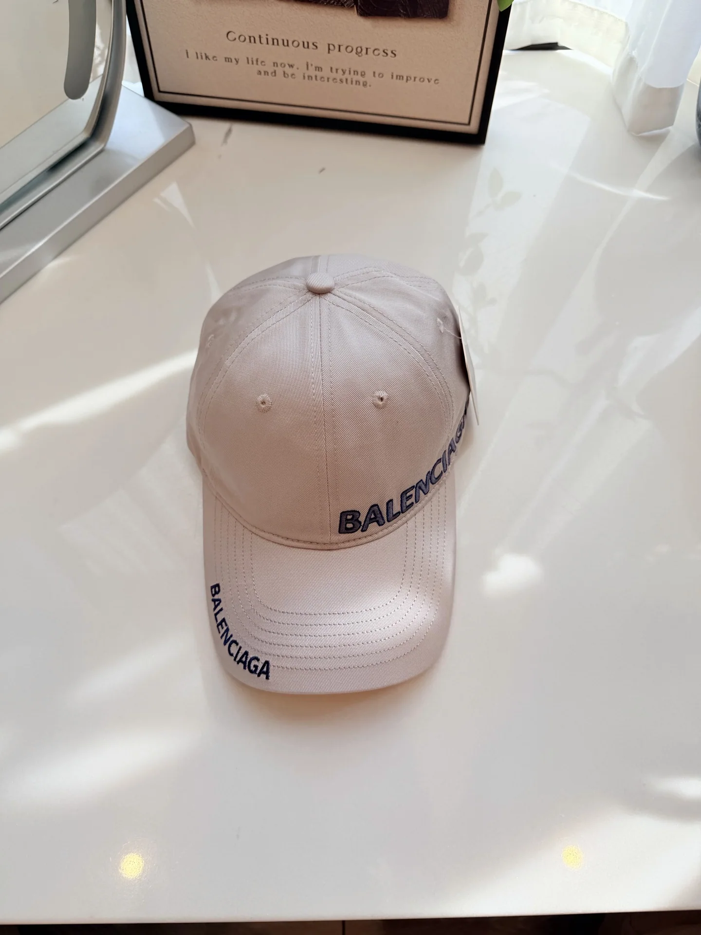 발렌시아가 자수 로고 야구모자 상세 이미지 1