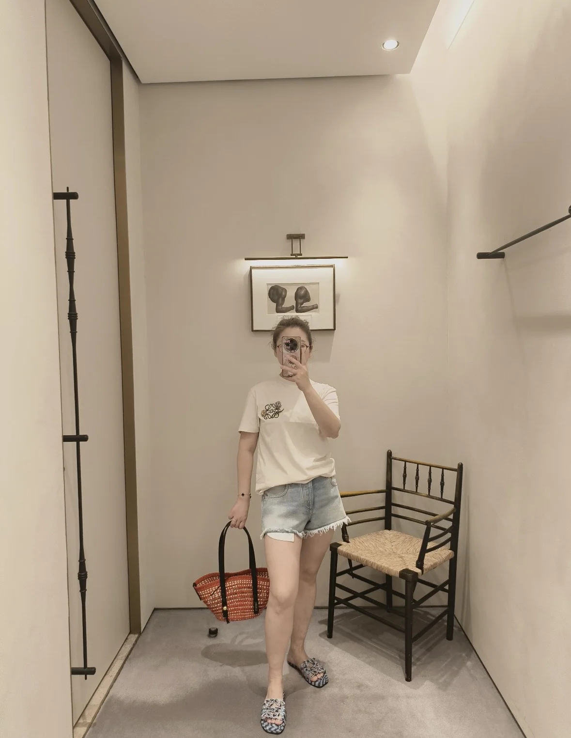 로에베 자수 플라워 반팔 티셔츠 2026 SS 상세 이미지 7