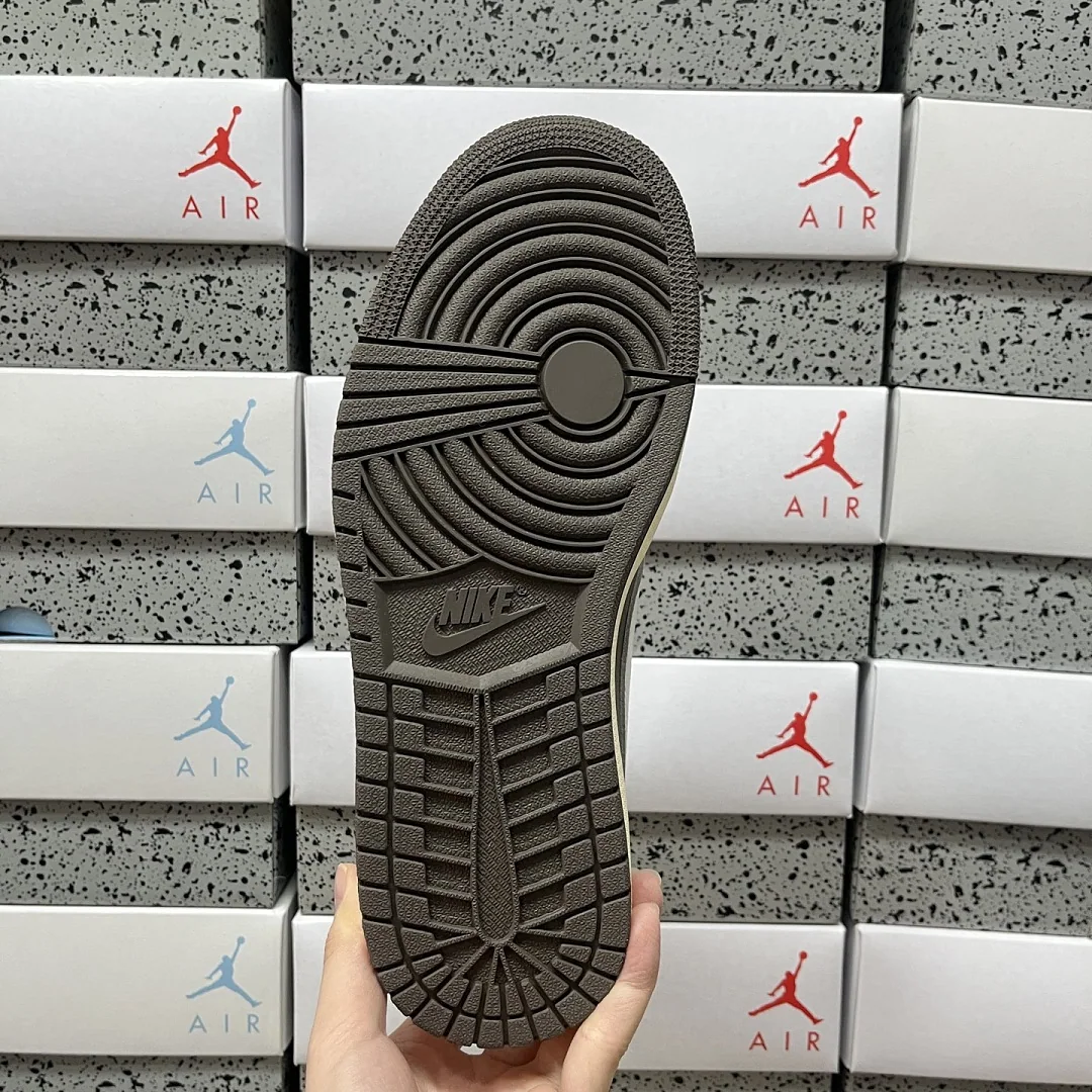 나이키 [PK] 화이트 브라운 DM7866-162 201946 Nike Travis Scott Reverse Mocha 3.0 상세 이미지 9