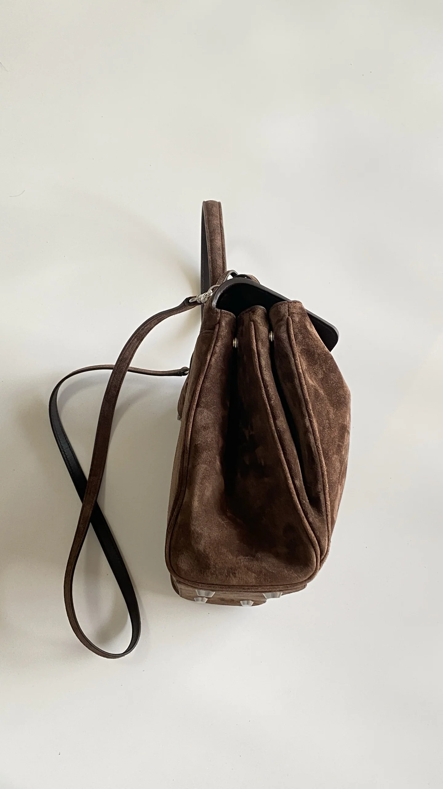 발렌시아가 브라운 스웨이드 로데오 가방 상세 이미지 4
