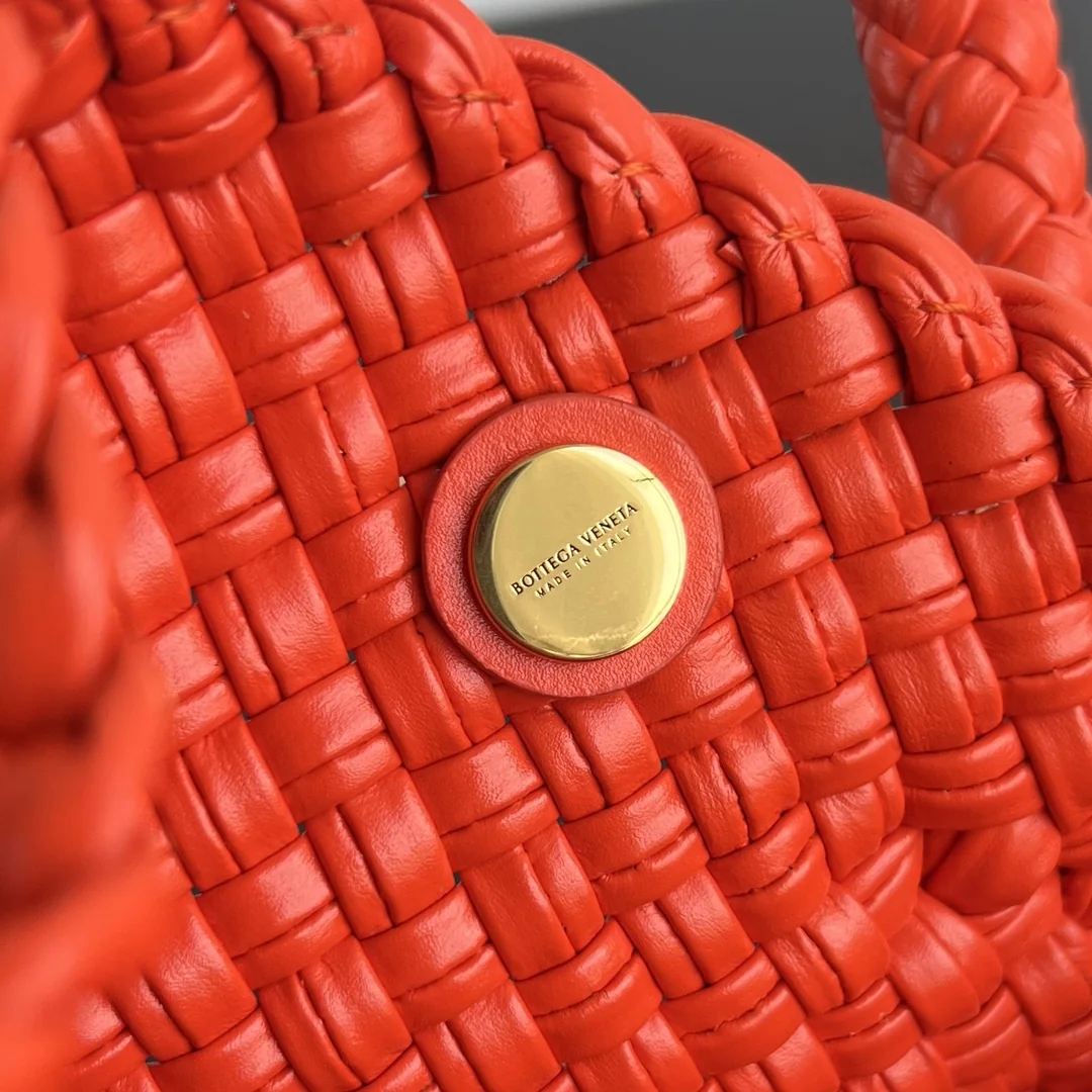 보테가베네타 미니 토스카 라운드 스페클드 스톤 크로스바디 가방 776755 6141 상세 이미지 7
