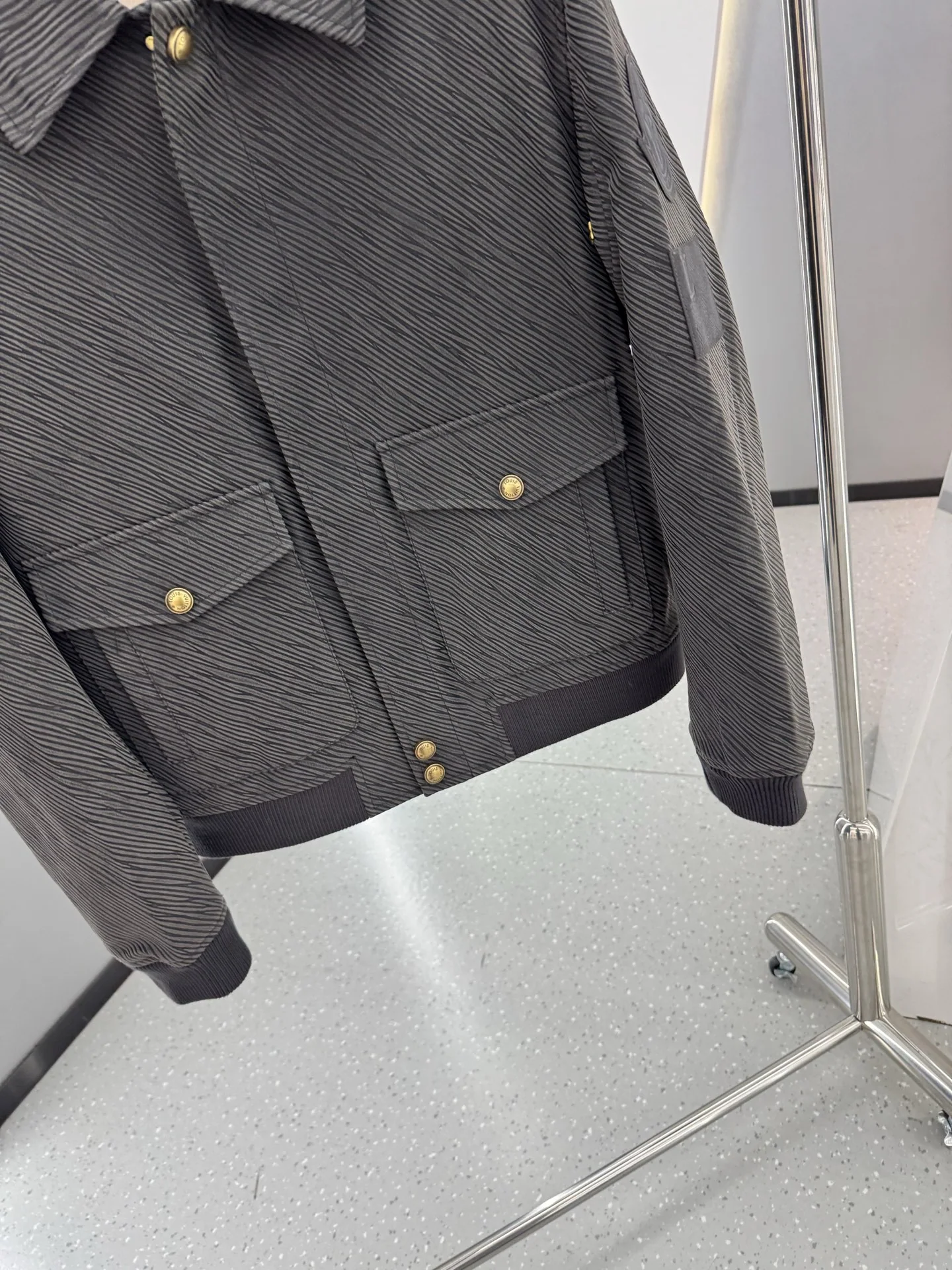 루이비통 남성 자켓 상세 이미지 3
