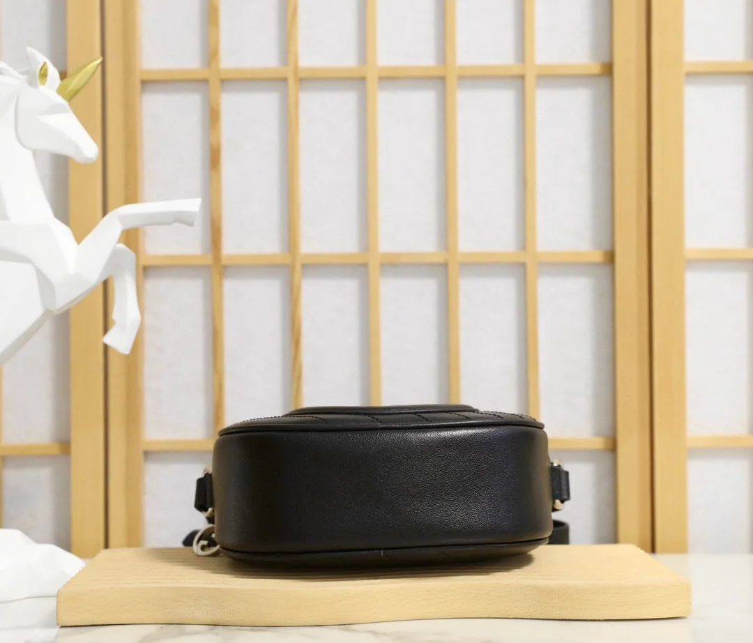 구찌 가시브론 스몰 라운드백 가방 상세 이미지 3