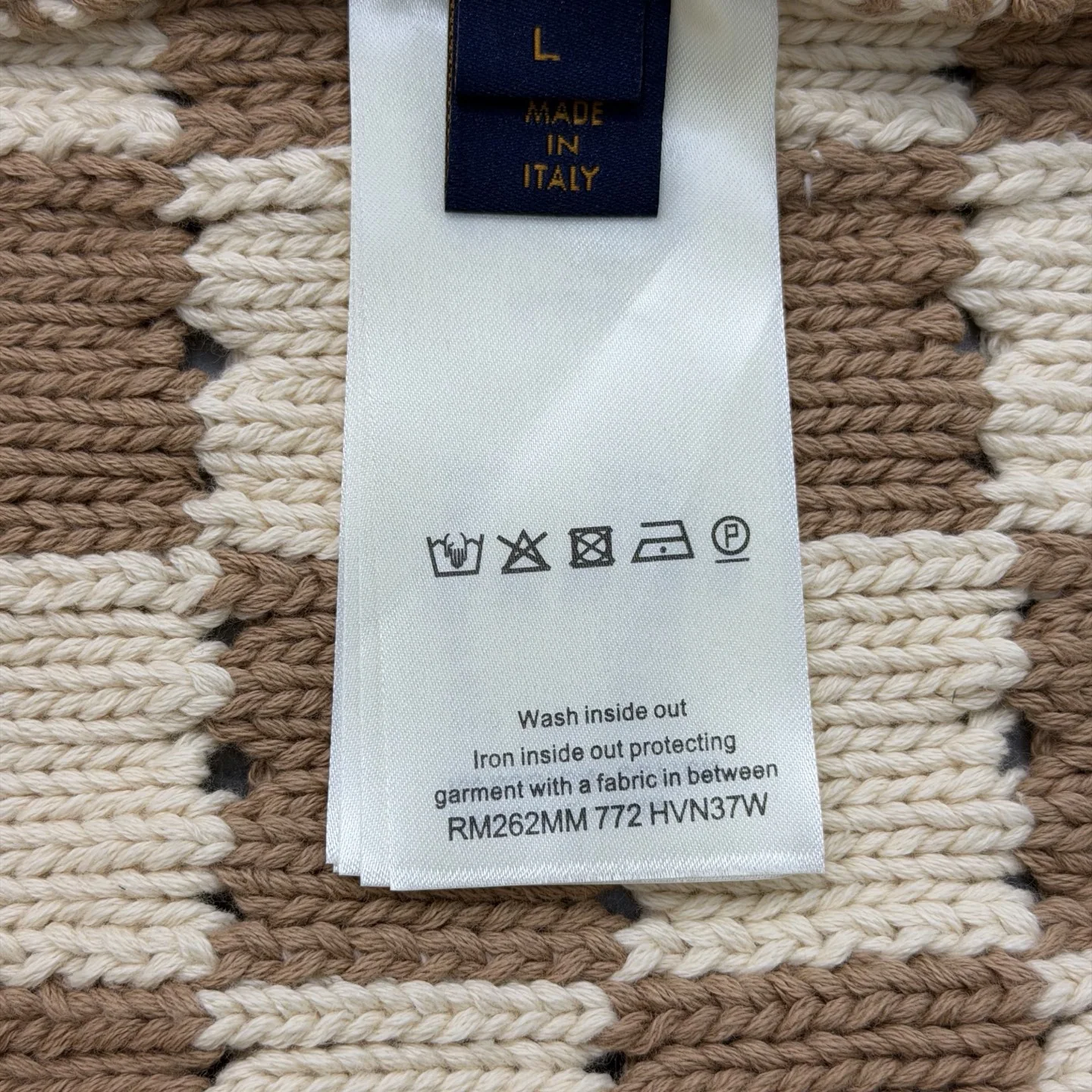 루이비통 면 라운드넥 남성 가디건 상세 이미지 9