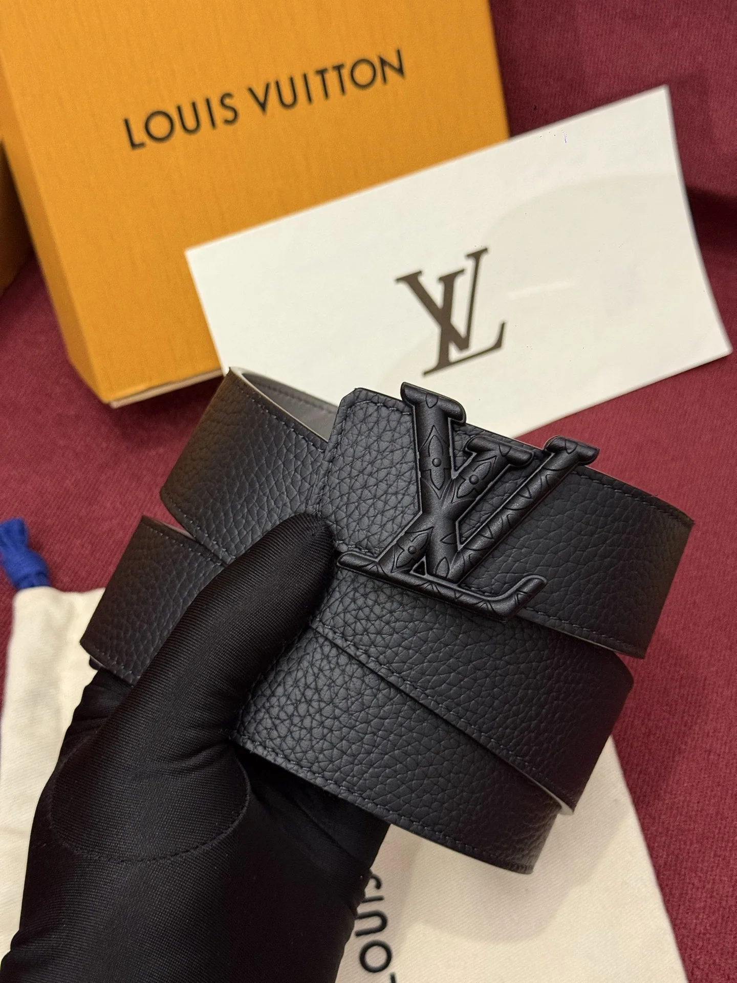 루이비통 다미에 LV 리버시블 가죽 벨트 상세 이미지 3