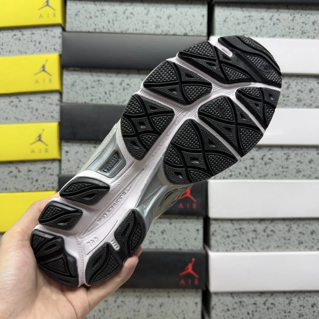 아식스 [WZ] 젤 NYC 1201A789-102 200470 Asics Gel-NYC White Steel Grey 상세 이미지 9