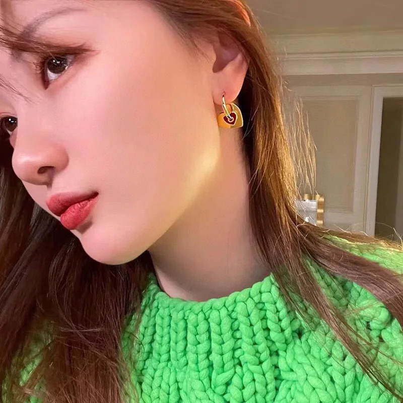 셀린느 하트형 귀걸이 상세 이미지 5
