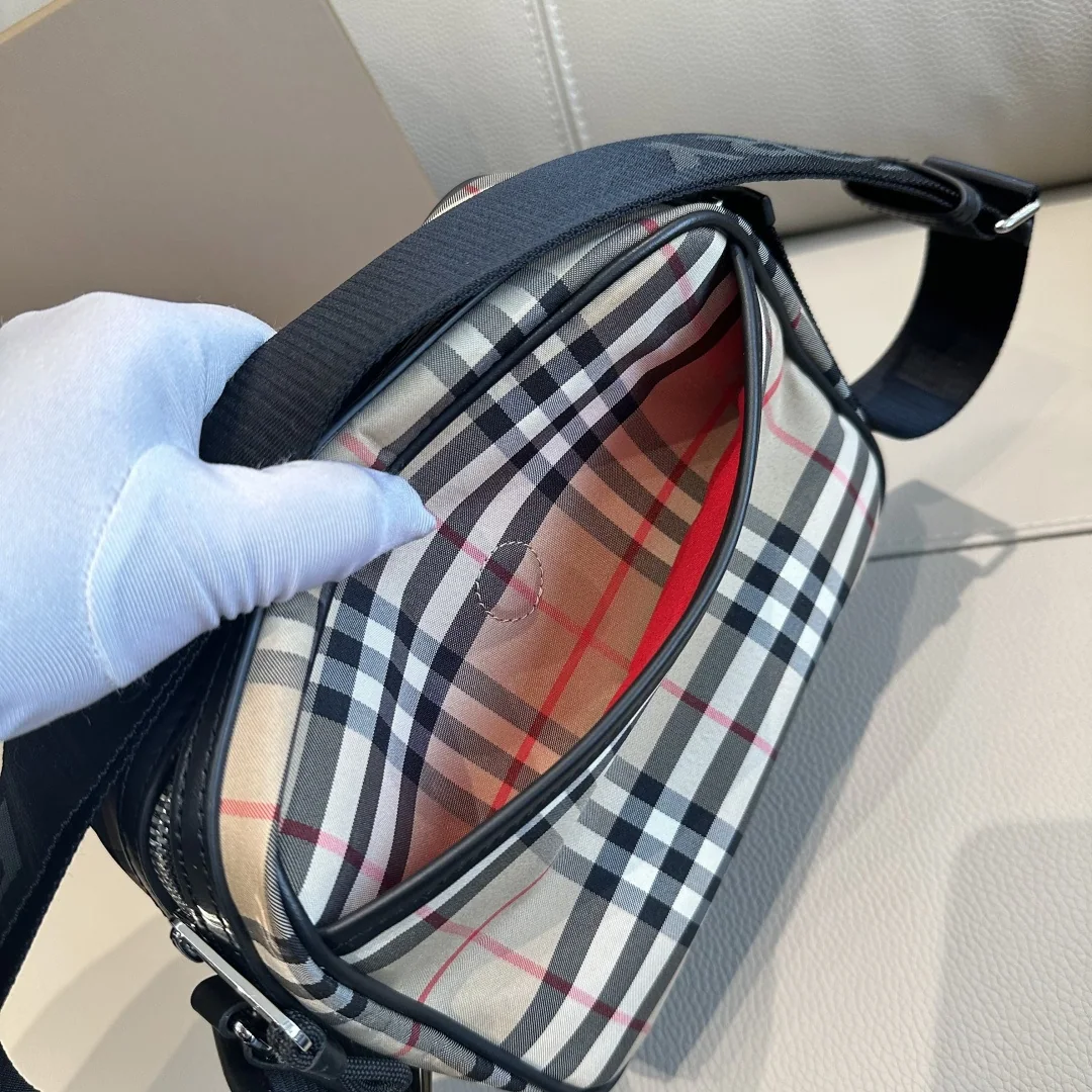 버버리 빈티지 체크 크로스바디 가방 152145 상세 이미지 6