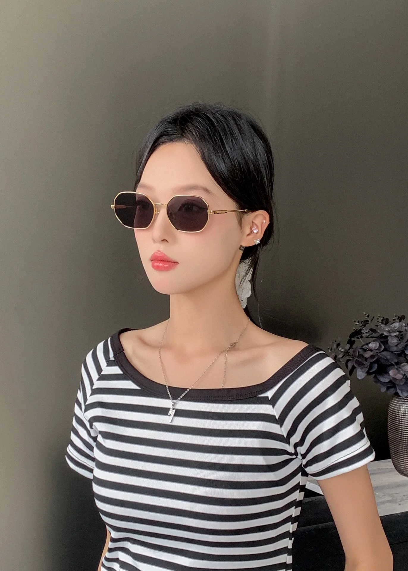 프라다 선글라스 56473 Prada Sunglasses 상세 이미지 6