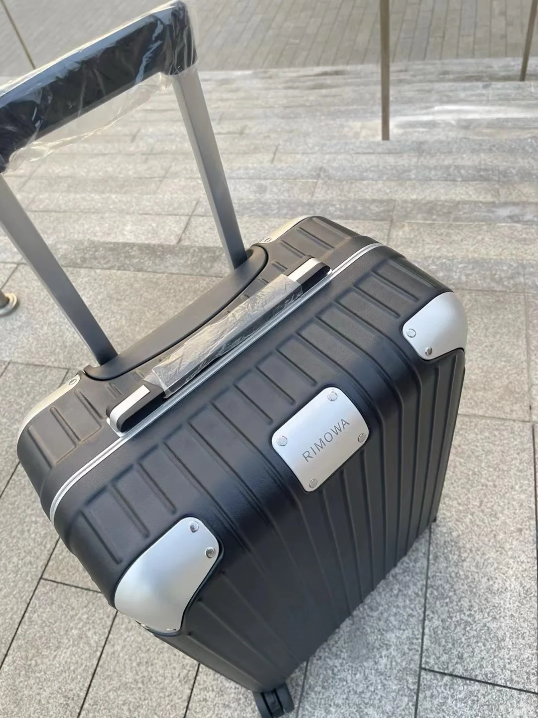 여행가방 리모와 하이브리드 알루미늄 여행가방 상세 이미지 4