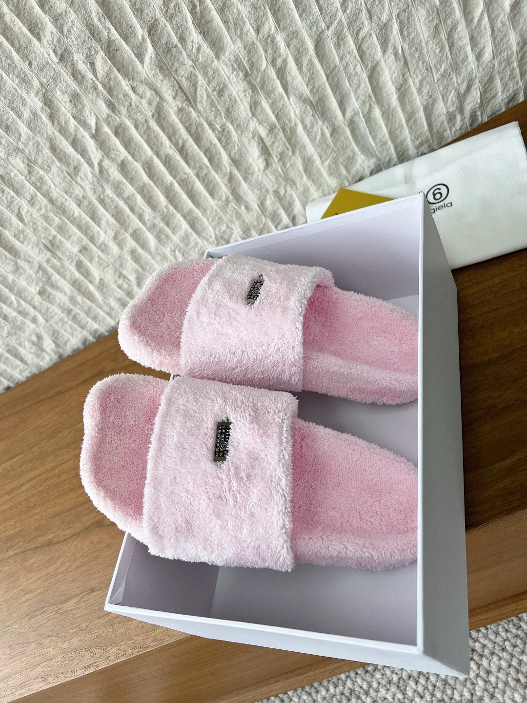 마르지엘라 5 발가락 가죽 뮬 샌들 상세 이미지 6