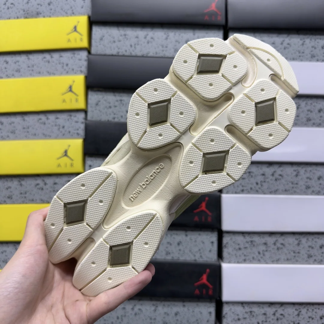 뉴발란스 [C] 9060 U906028L 202255 New Balance 9060 상세 이미지 8