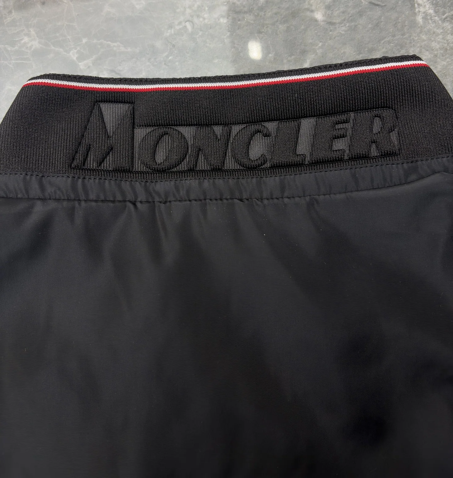 몽클레어 슬림핏 지퍼업 남성 자켓 상세 이미지 7
