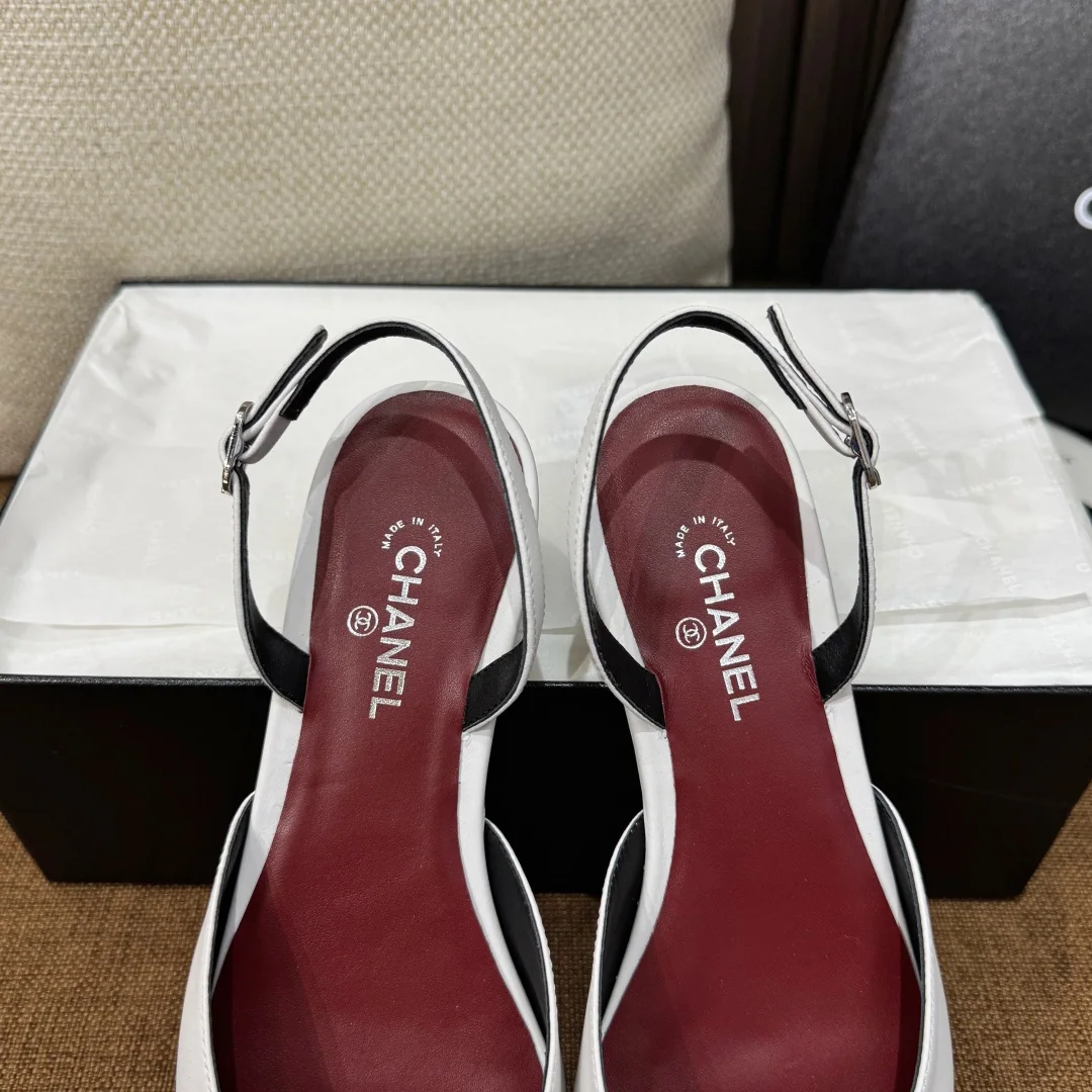 샤넬 26 C 골드 양가죽 샌들 상세 이미지 7
