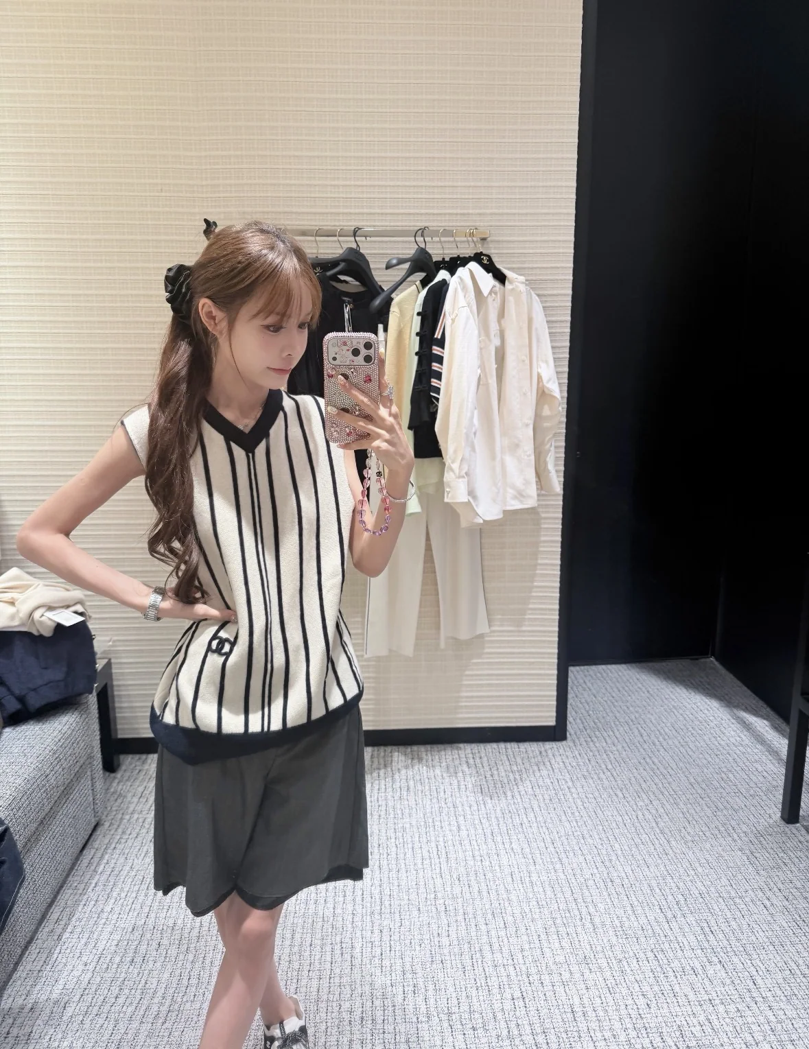 샤넬 스트라이프 니트 베스트 여성 민소매 상세 이미지 3