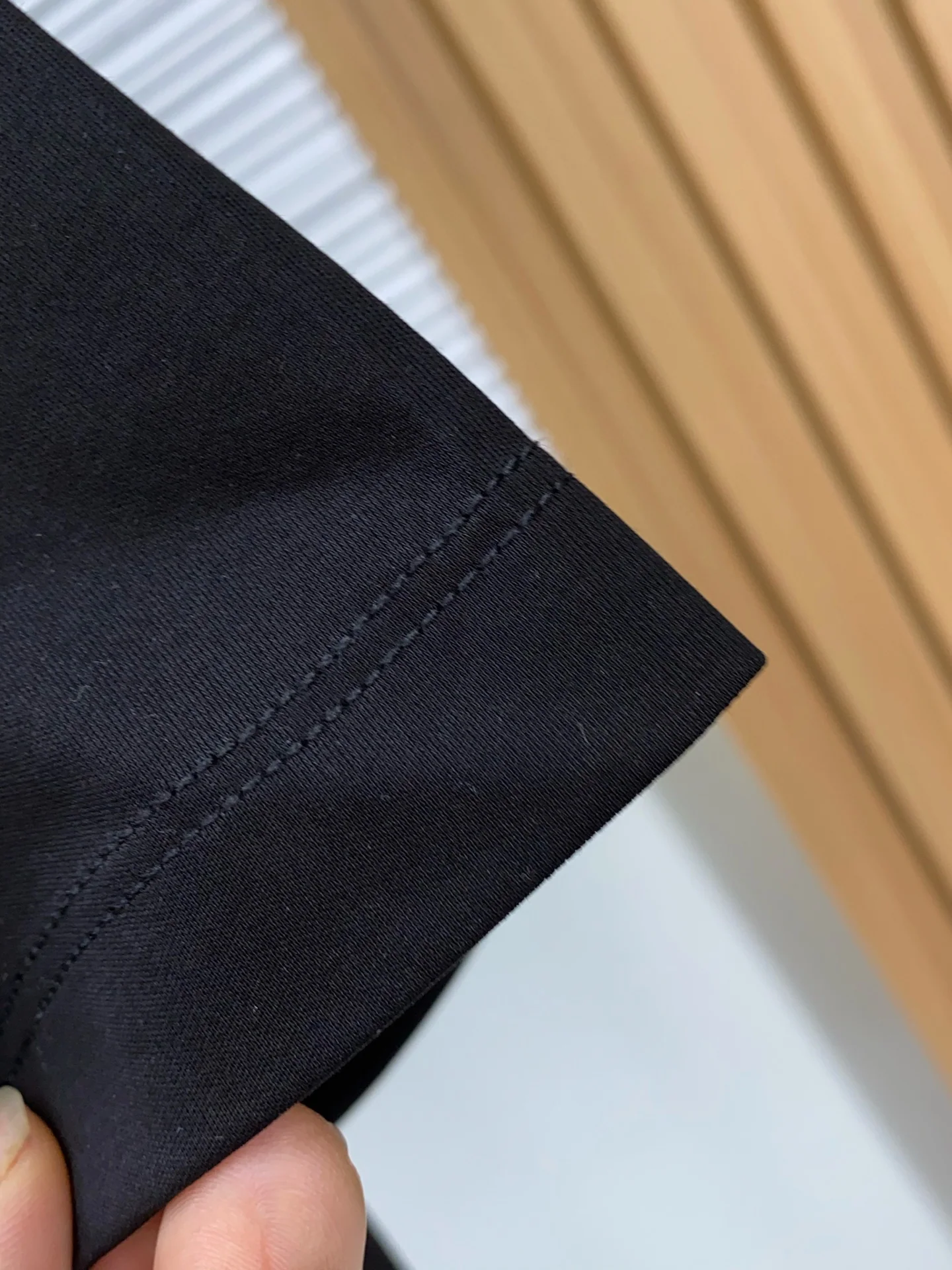디올 크루넥 반팔 티셔츠 상세 이미지 5