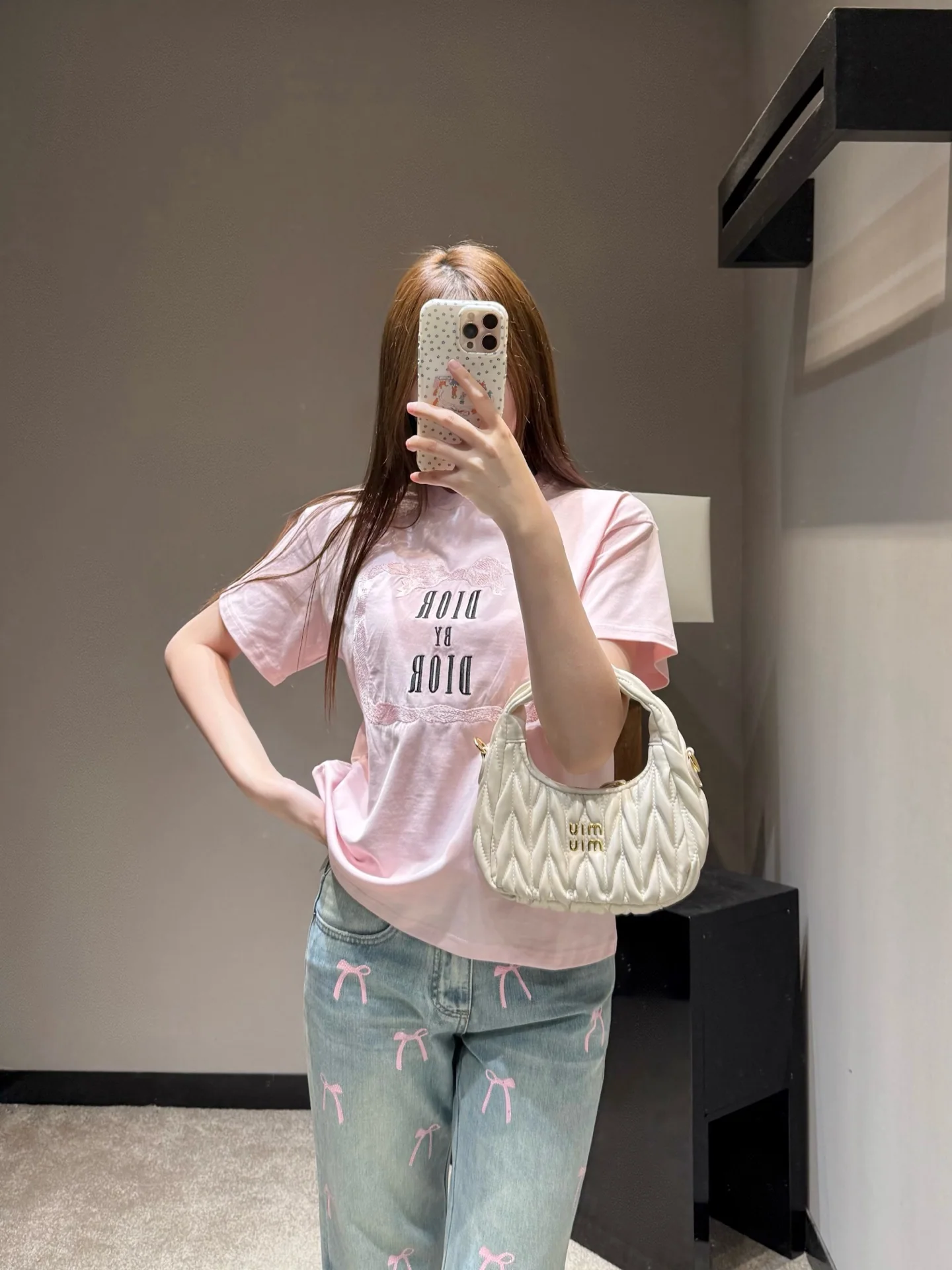 디올 벚꽃 핑크 자수 반팔 티셔츠 상세 이미지 1