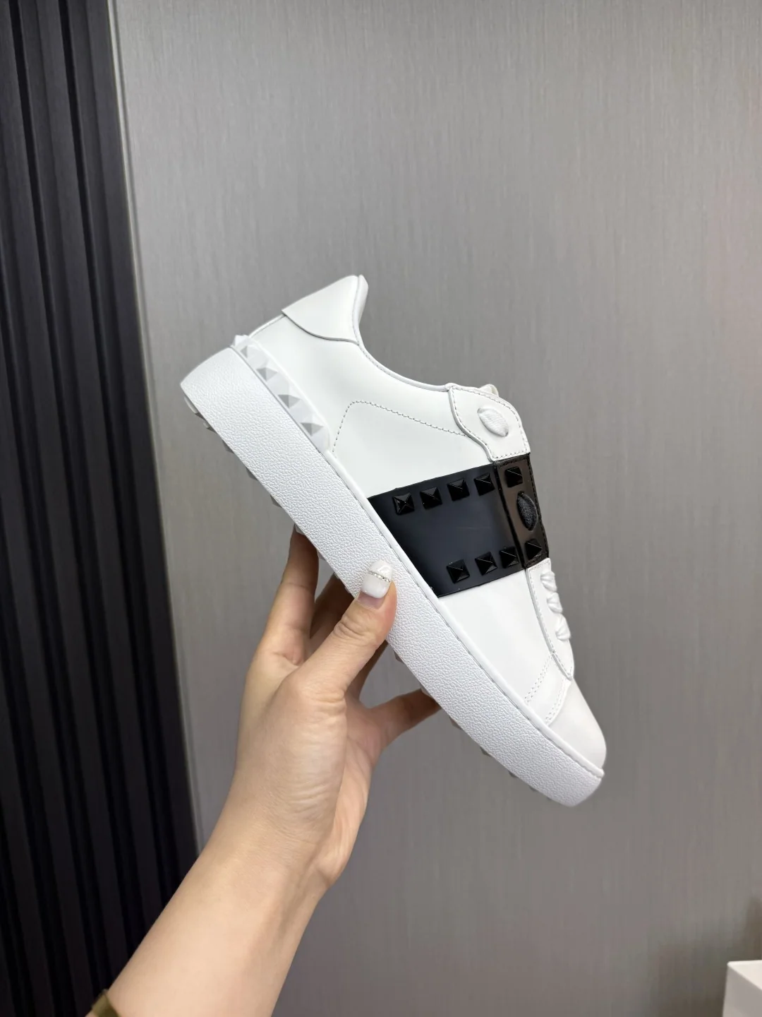 발렌티노 커플용 캐주얼 신발 상세 이미지 7