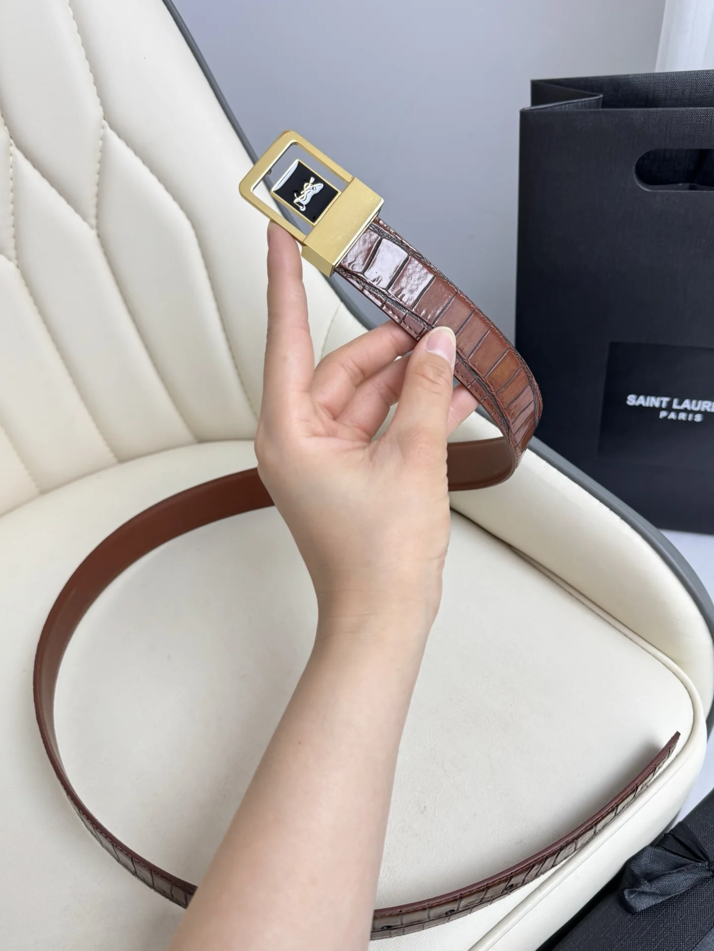생로랑 금도금 버클 이탈리아 가죽 여성 벨트 상세 이미지 3