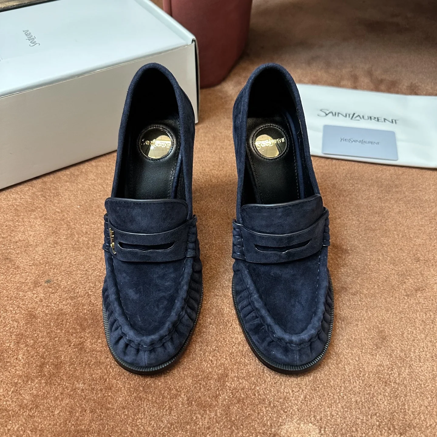 생로랑 앞코 덮인 YSL 뮬 상세 이미지 1