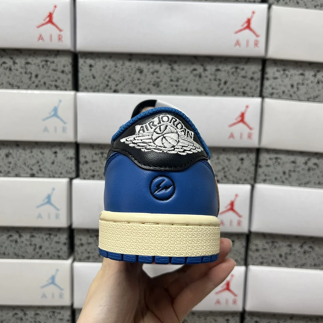 나이키 [PK] DM7866-140 201945 Nike Fragment X Travis Scott 2.0 상세 이미지 7