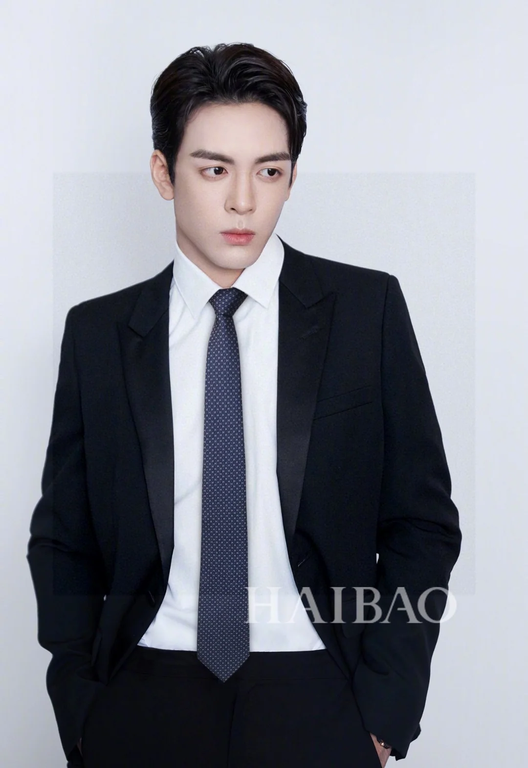 에르메스 투톤 H 패턴 실크 넥타이 상세 이미지 1