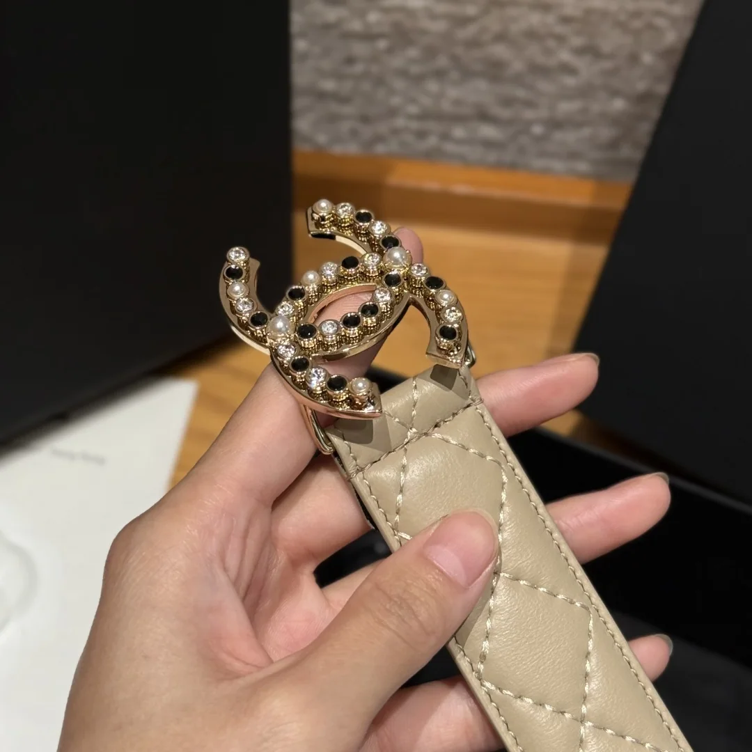 샤넬 다이아몬드 패턴 램스킨 더블 C 메탈 벨트 상세 이미지 5