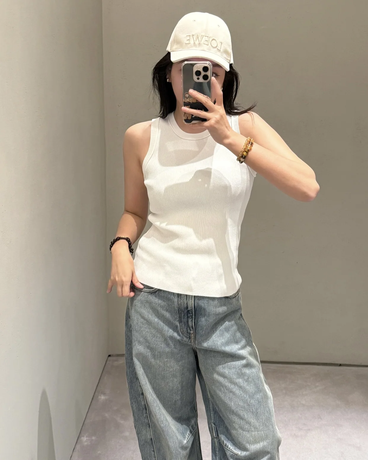 로에베 아나그램 스트레치 반팔 탱크톱 상세 이미지 8