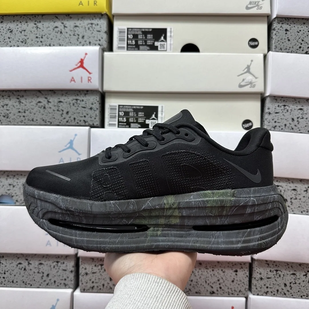 나이키 [5A] 보메로 프리미엄 IQ7325-001 201612 Nike Vomero Premium Realtree Camo Black 상세 이미지 4