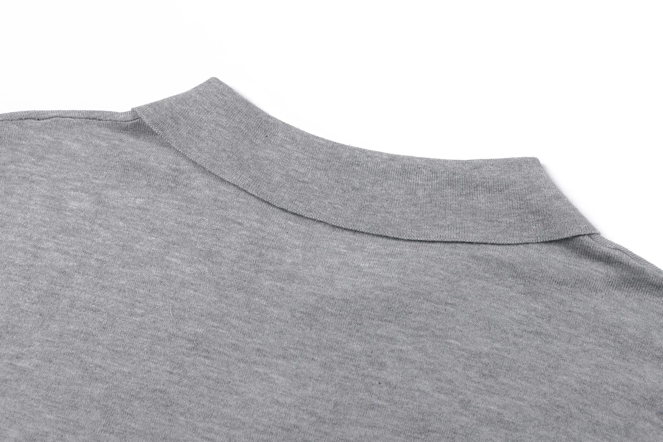 셀린느 로고 자수 반팔 티셔츠 상세 이미지 4