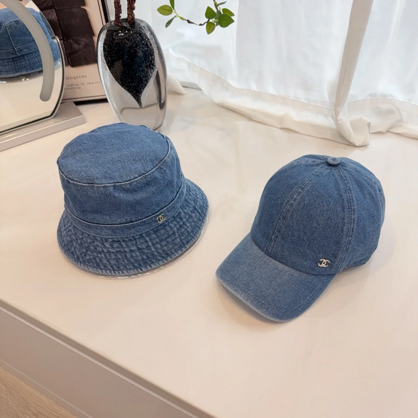 샤넬 데님 야구모자 및 버킷햇 컬렉션 모자 상세 이미지 1