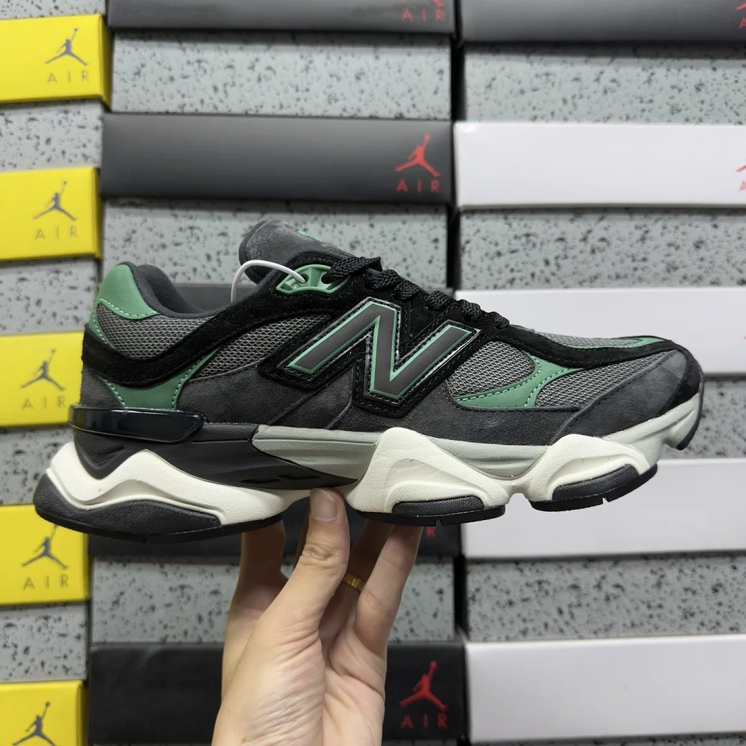뉴발란스 [C] 9060 U906054Q 202263 New Balance 9060 상세 이미지 2