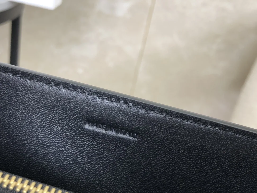 셀린느 가방 상세 이미지 9
