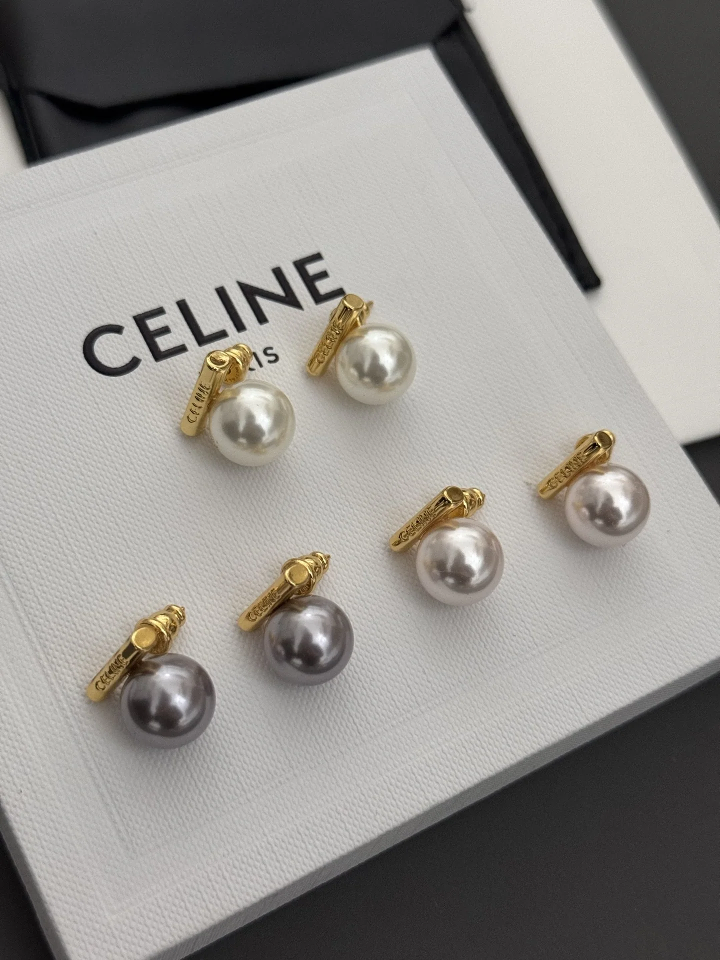 셀린느 귀걸이 69253 Celine Earrings 상세 이미지 2