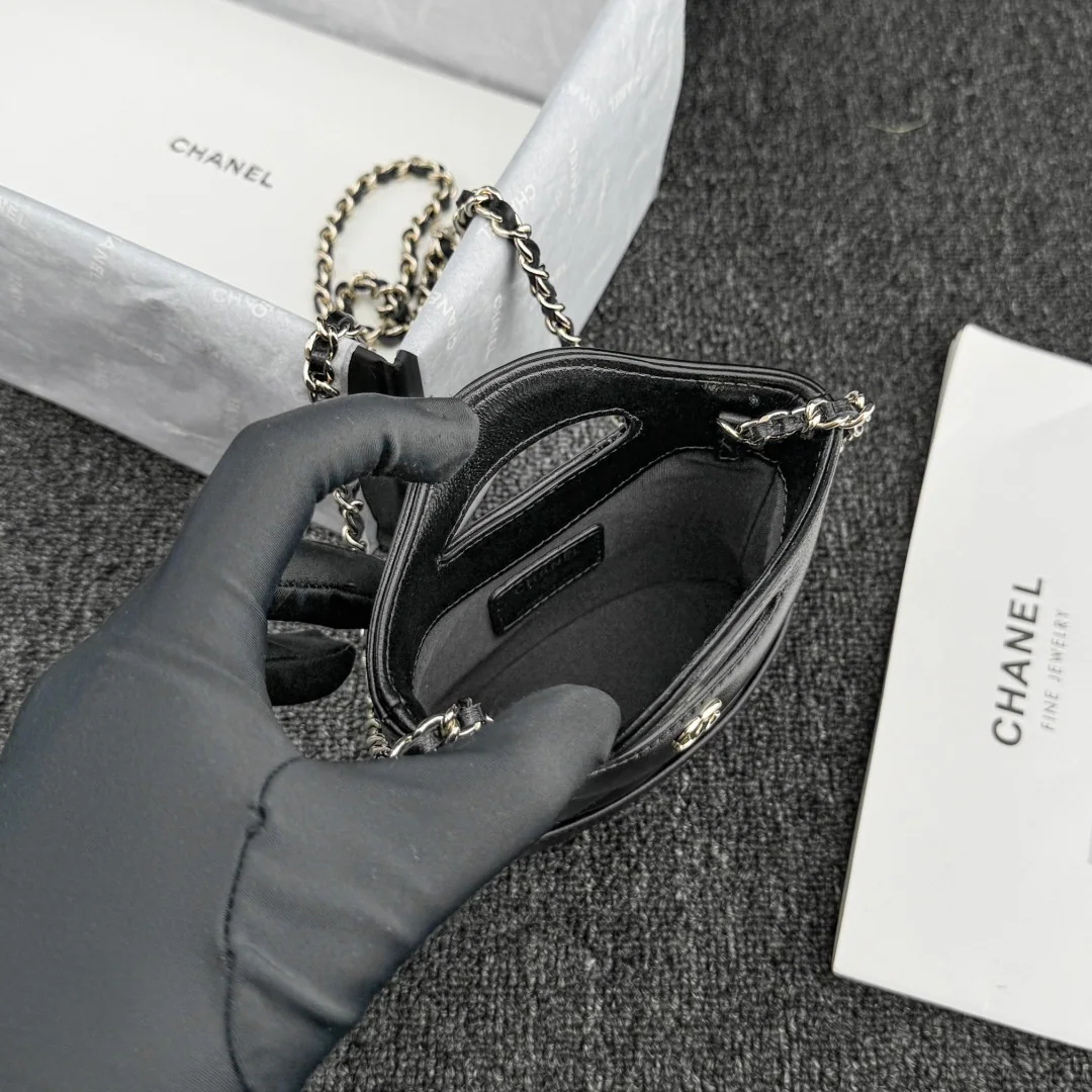 샤넬 블랙 가방 상세 이미지 9