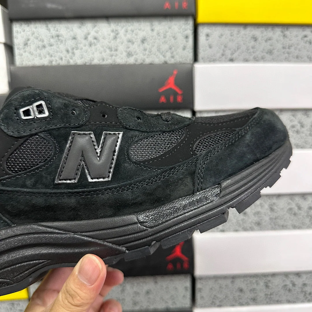 뉴발란스 [ZOK] 992 M992EA 202035 New Balance 992 Triple Black 상세 이미지 5