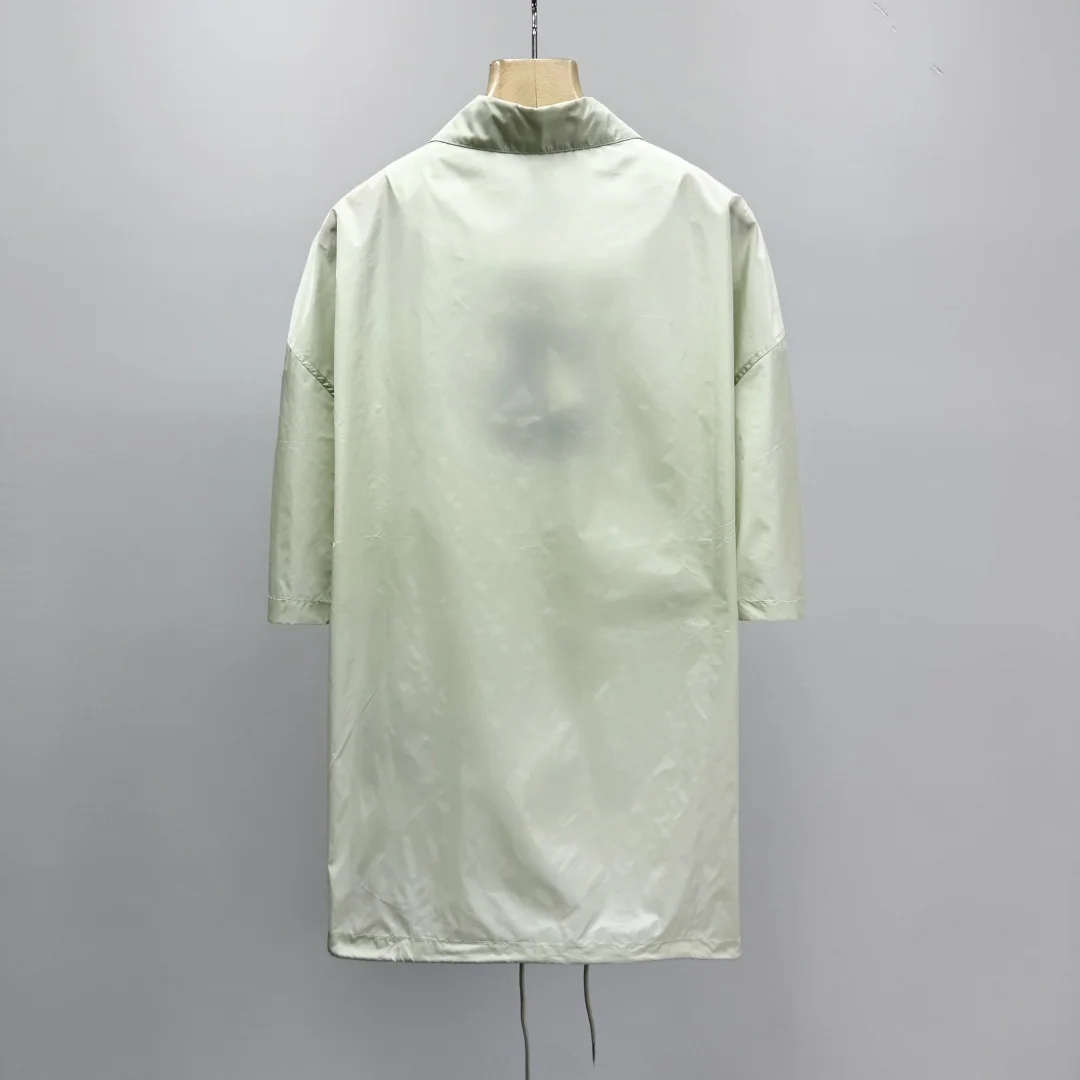 프라다 삼각 로고 리나일론 반팔 셔츠 상세 이미지 2
