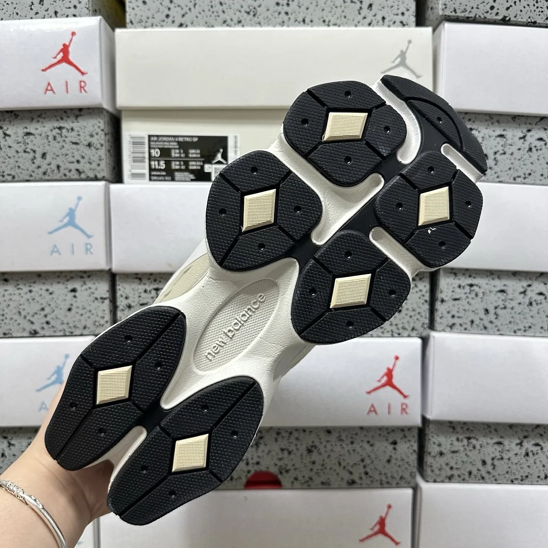 뉴발란스 [C] 9060 U9060TAT 202121 New Balance 9060 상세 이미지 8