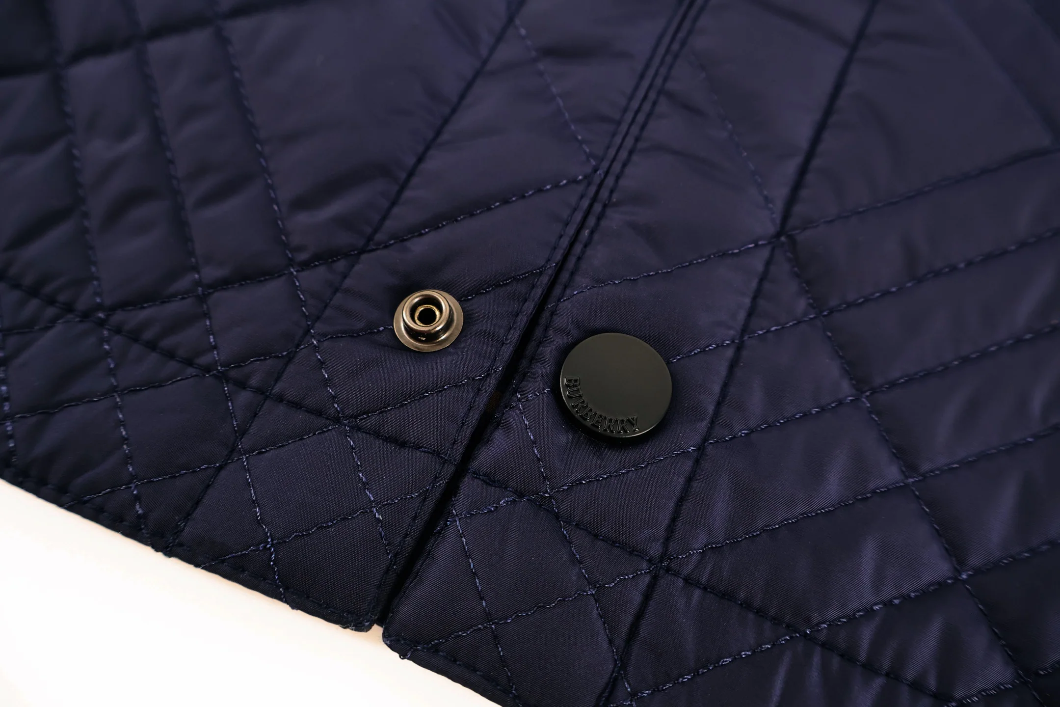 버버리 퀼팅 체크 코튼 자켓 상세 이미지 6