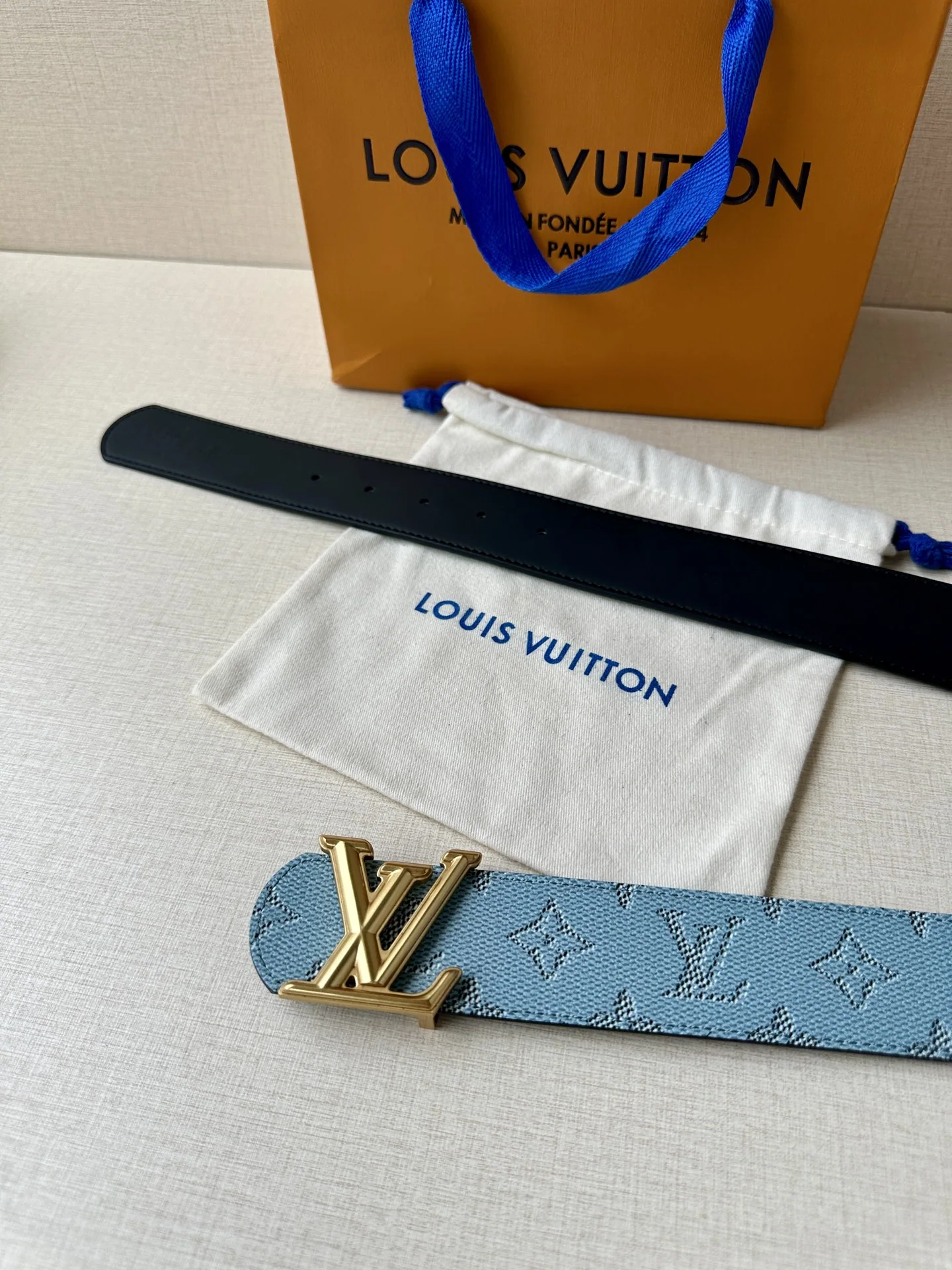 루이비통 LV 디멘션 모노그램 리버시블 벨트 상세 이미지 9