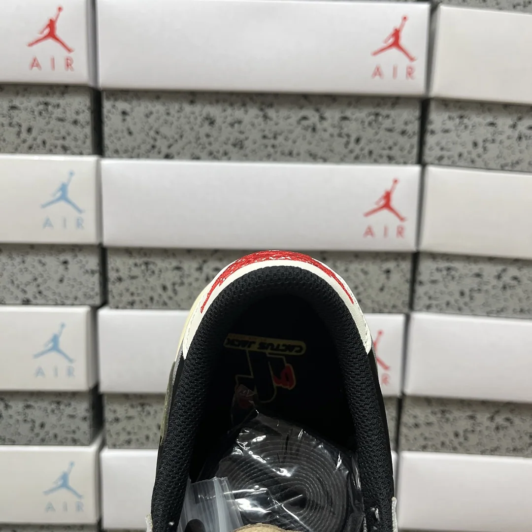 나이키 [PK4.0] DZ4137-106 201935 Nike Travis Scott Olive 상세 이미지 5