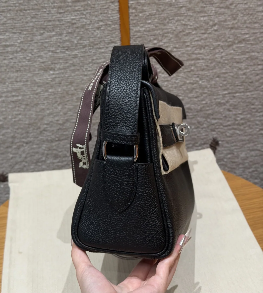 에르메스 켈리 메신저 토고 가죽 가방 상세 이미지 2