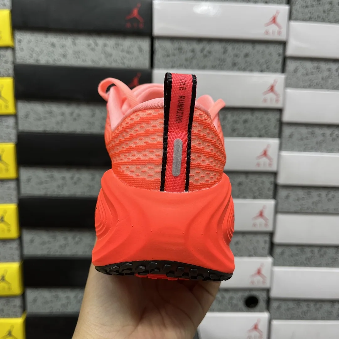 나이키 [XY] 보메로 플러스 IM2038-039 201686 Nike Vomero Plus 상세 이미지 6