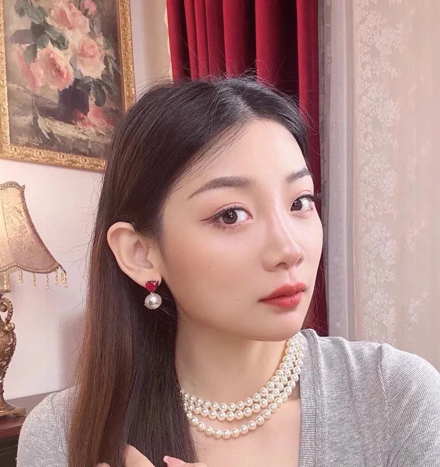 비비안웨스트우드 새턴 하트 귀걸이 상세 이미지 8