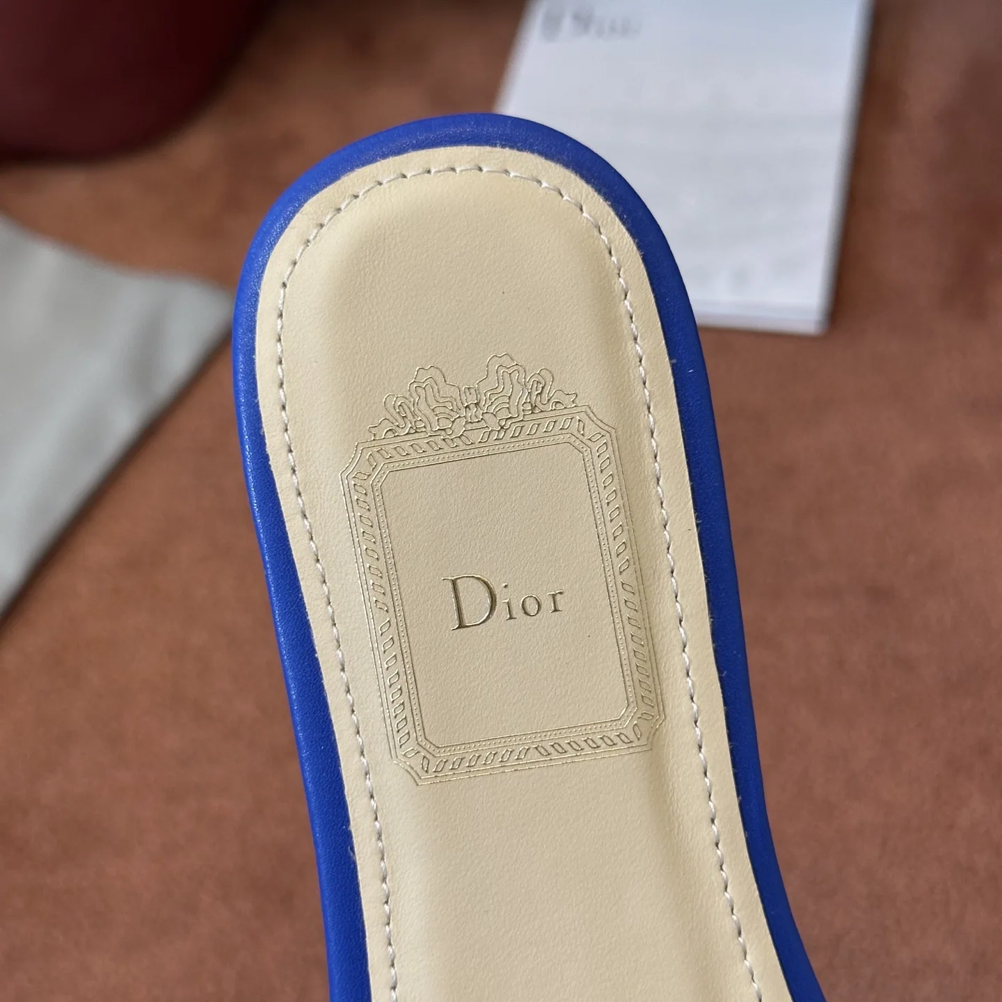 디올 로고 자수 캔버스 플랫 샌들 상세 이미지 4