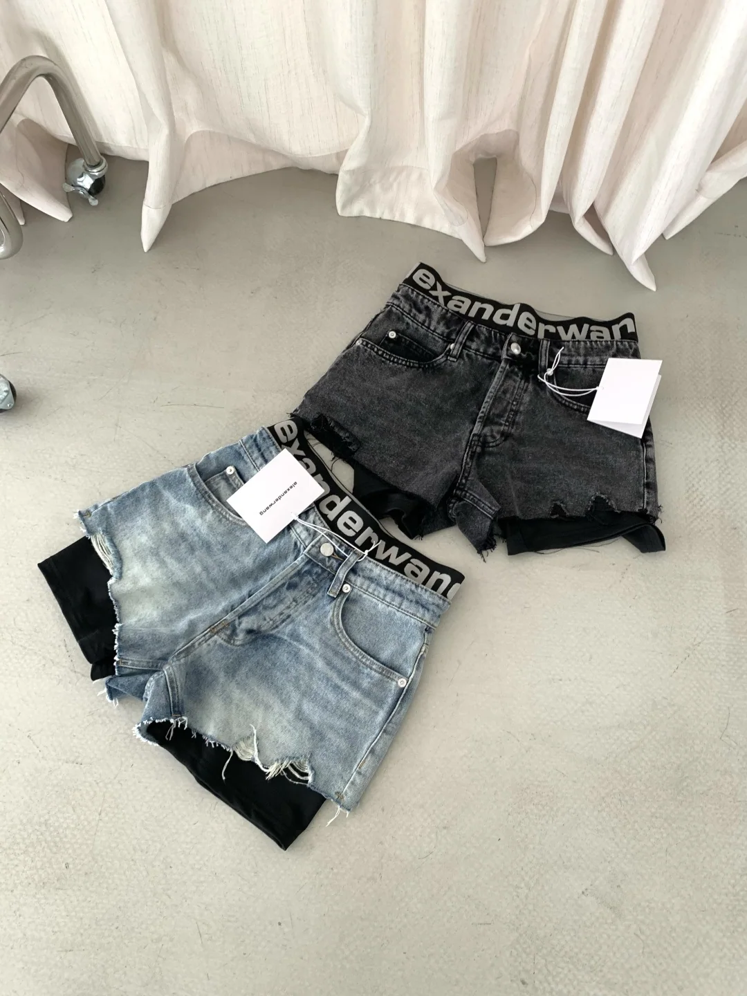 알렉산더왕 더블 허리밴드 레터 자카드 레이어드 데님 반바지 상세 이미지 5