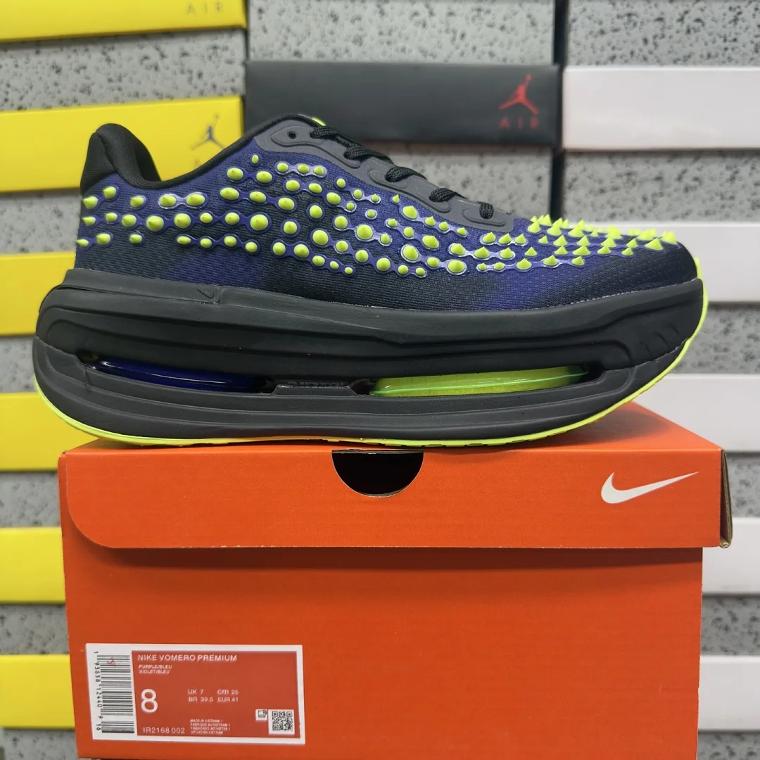 나이키 [5A] 보메로 프리미엄 QS IR2168-002 201766 Nike Vomero Premium QS Black Volt Glow