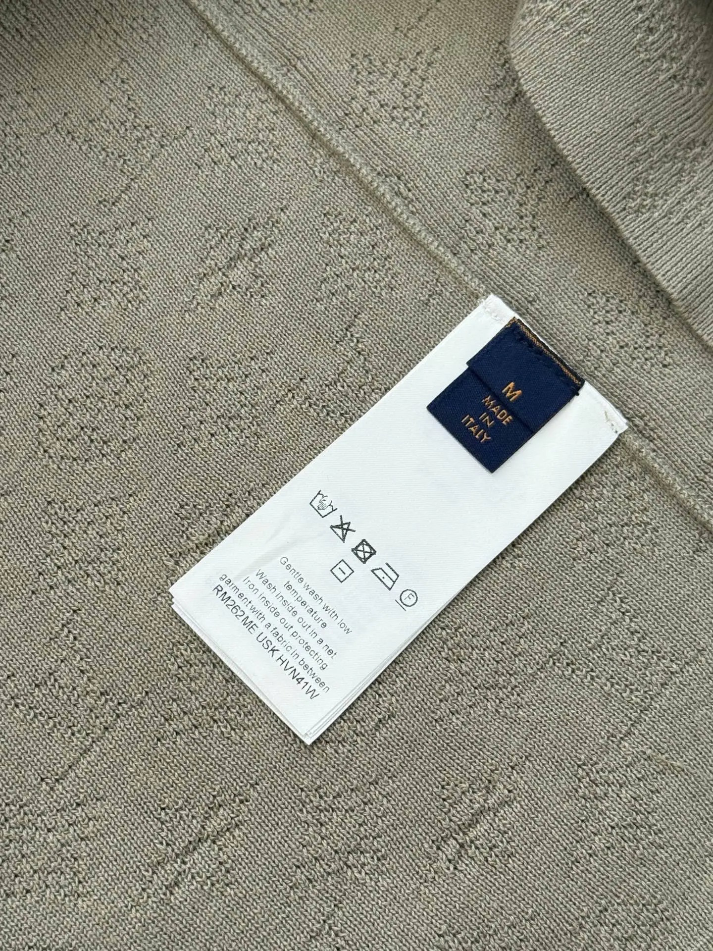 루이비통 전폭 자카드 시스루 반팔 폴로셔츠 상세 이미지 9